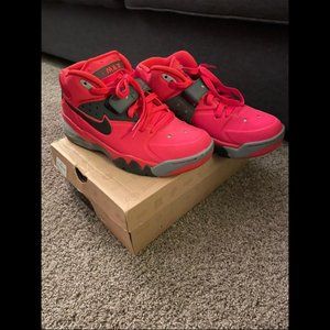 NIKE AIR FORCE MAX 2013